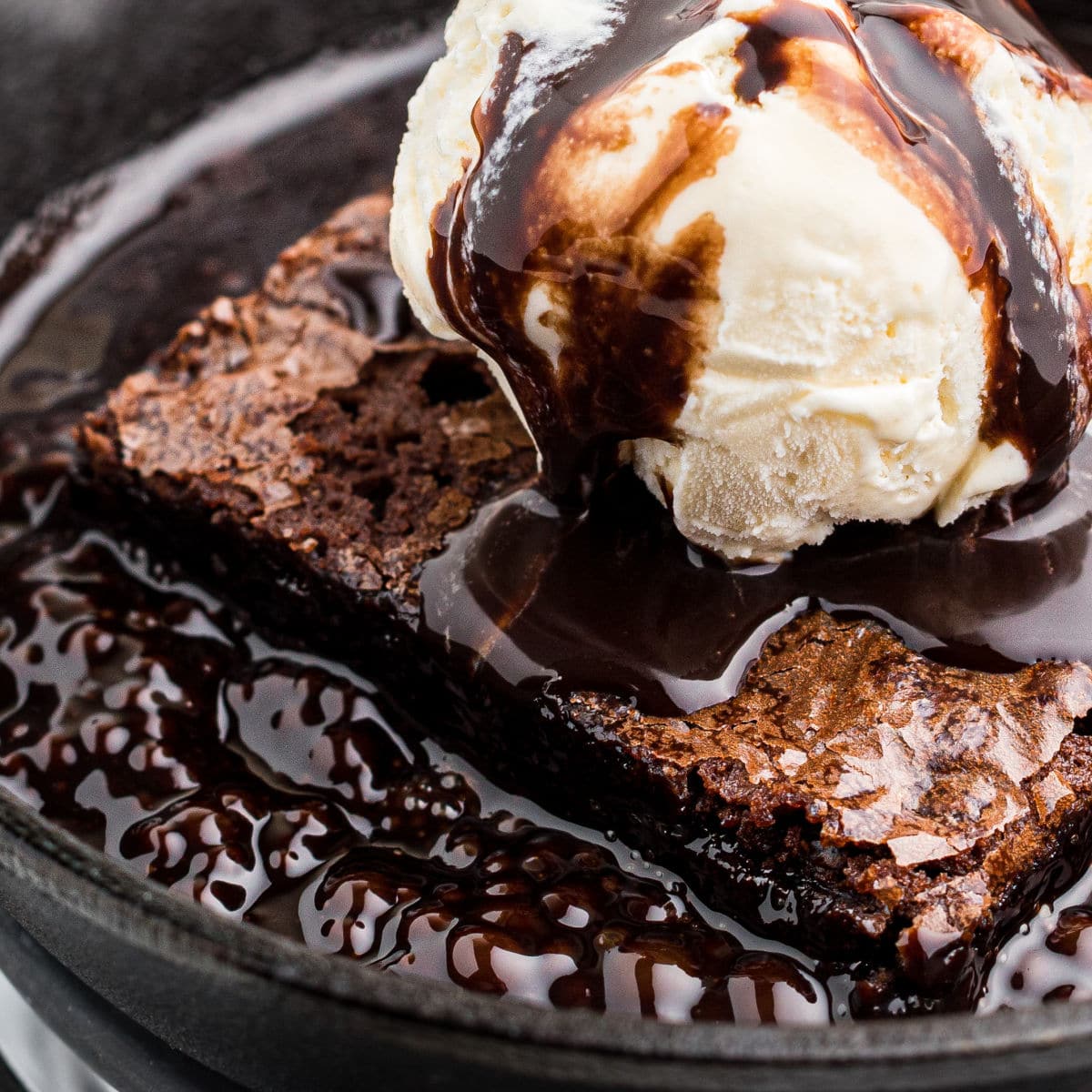 The Grand Sundae — sizzling brownie with ice cream